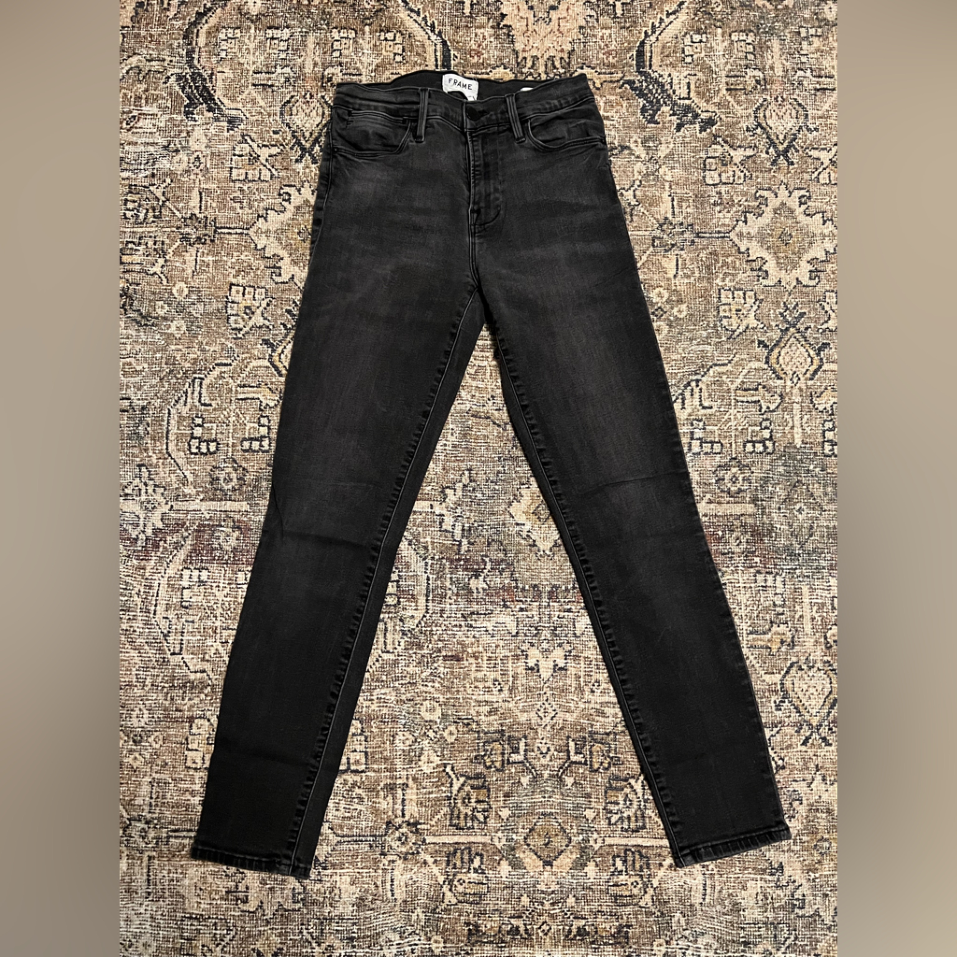 Frame Denim Le High Skinny In Black